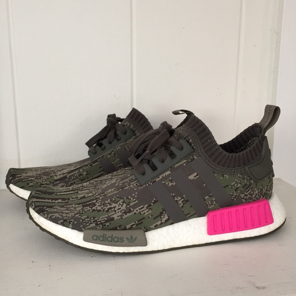adidas NMD R1 Primeknit Glitch Camo Sz 10